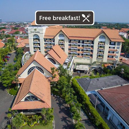 Hotel Santika Cirebon Exterior photo